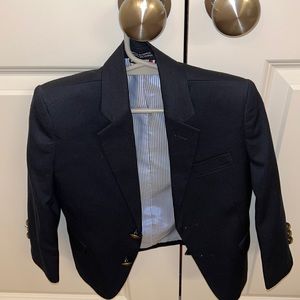 Toddler boy dress blazer, size 4. Color is navy, great condition.
